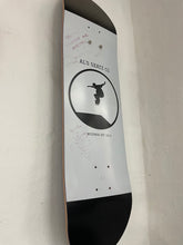 Load image into Gallery viewer, Skate Deck Display Hangers

